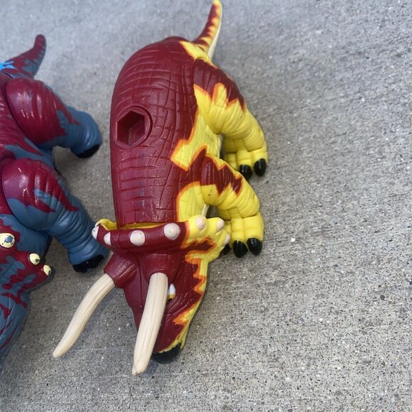 Jurassic world Dinosaur & 4 Imaginext Dinosaur Lot T-Rex Triceratops - Picture 2 of 8